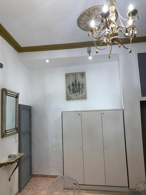 Magnifique Appartement Plein Coeur Avignon Intra-Muros Eksteriør bilde